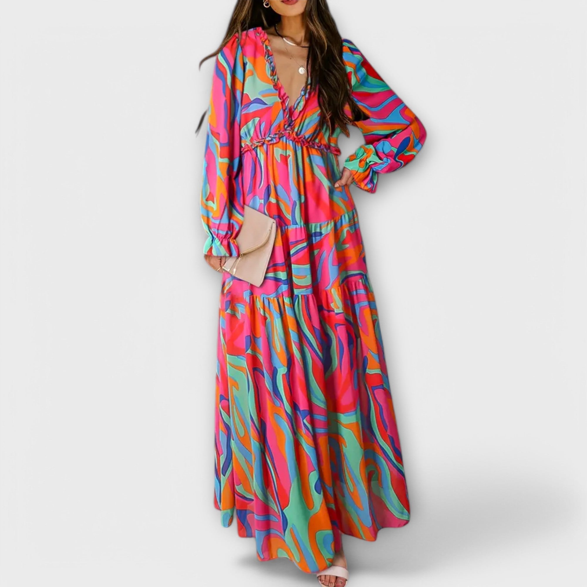 MAYA | KUKKAKUOSI V-LEIKKAUS MAXI-MEKKO