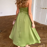 Liora | Elegantti Olkaimeton Midi Mekko
