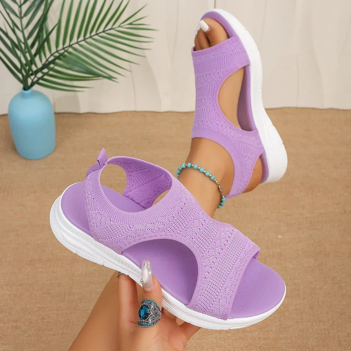 OLIVIA MANCHESTER | BREEZE HENGITTÄVÄT ORTOPEDISET SANDALIT