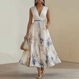 Rowella | Elegantti Pleatattu Maxi Mekko
