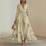 Rowella | Elegantti Pleatattu Maxi Mekko